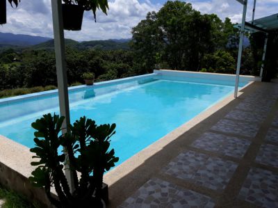 New house with pool. Exceptional view. Inserted in tropical nature.
